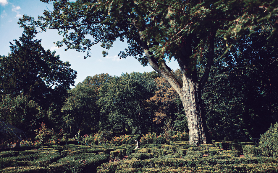 Appleford Estate is a beautiful place for a summer wedding, photography by Peter Van Beever